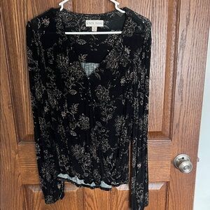 Knox Rose Black and White Floral Blouse